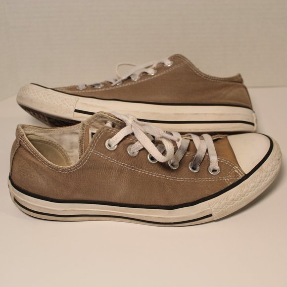 Men's 7 Women's 9 | Converse | Low Tops - Gray - Picture 6 of 11